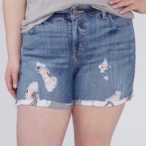 Lane Bryant Floral Embroidered Distressed Girlfriend Denim Shorts Size 24